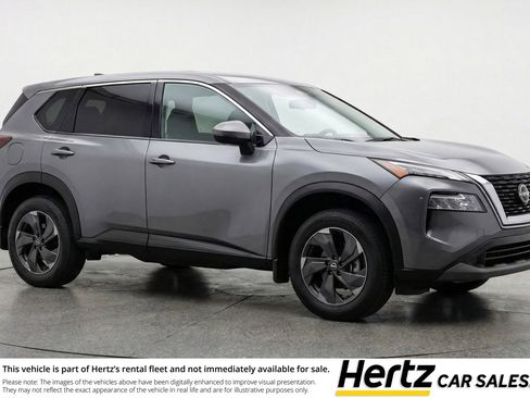 Used 2025 Nissan Rogue SV AWD/4WD image 1