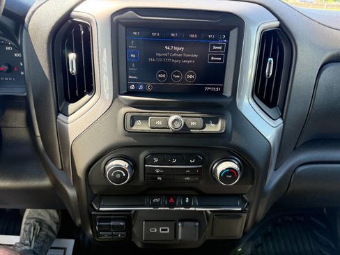 Used 2022 Chevrolet Silverado 2500 W/T w/ WT Fleet Convenience Package AWD/4WD image 15