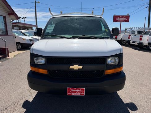 Used 2014 Chevrolet Express 2500 RWD 2500 135 image 3