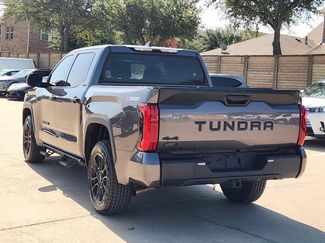 Used 2022 Toyota Tundra SR5 AWD/4WD video 3