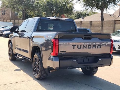 Used 2022 Toyota Tundra SR5 AWD/4WD image 3