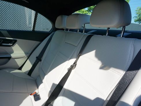 Used 2025 Mercedes-Benz C 300 Sedan image 45
