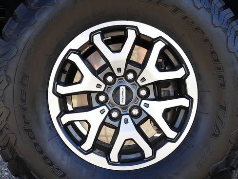 Used 2023 Ford F150 Raptor AWD/4WD image 85