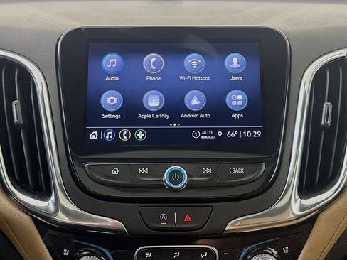 Used 2022 Chevrolet Equinox Premier AWD/4WD image 16