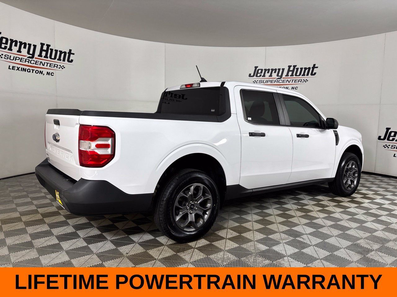 Used 2022 Ford Maverick XLT FWD image 6