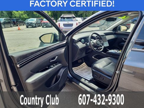 Certified 2023 Hyundai Tucson Limited AWD/4WD image 10