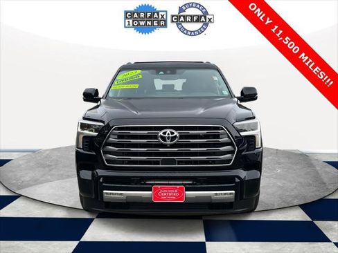 Used 2023 Toyota Sequoia Limited image 2