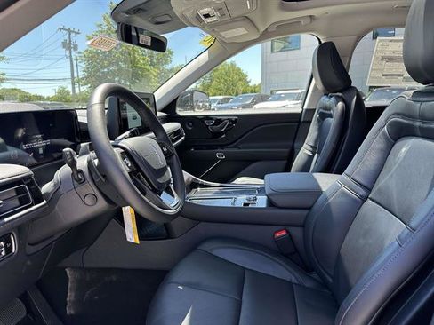 New 2026 Lincoln Aviator Reserve AWD/4WD image 17
