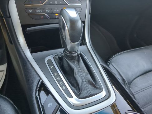 Certified 2017 Ford Edge SEL w/ Equipment Group 201A image 47