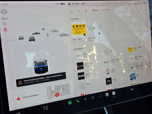Used 2019 Tesla Model 3 Performance image 31
