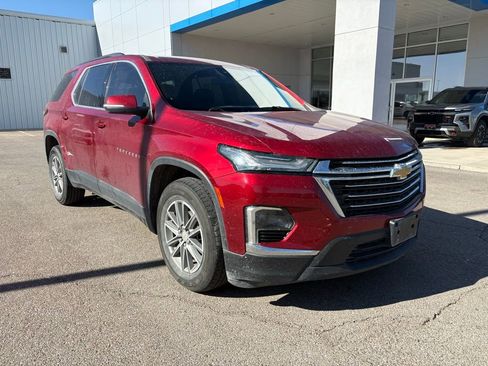 Used 2023 Chevrolet Traverse LT FWD image 6