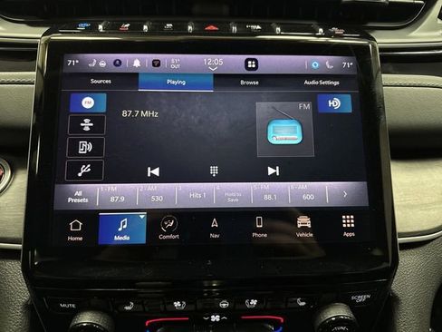 Used 2023 Jeep Grand Cherokee 4WD 4xe w/ Luxury Tech Group II image 20