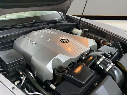 Used 2005 Cadillac XLR RWD image 73