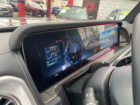 Used 2023 Mercedes-Benz G 550 image 27