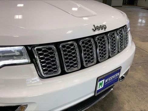 Used 2018 Jeep Grand Cherokee Overland AWD/4WD image 33