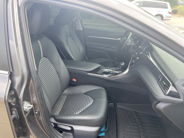Used 2024 Toyota Camry SE w/ Convenience Package FWD image 16