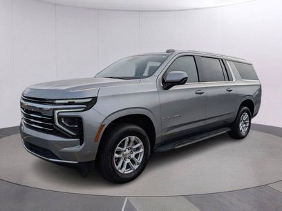 Used 2025 Chevrolet Suburban LT