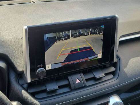 Used 2024 Toyota RAV4 LE image 29