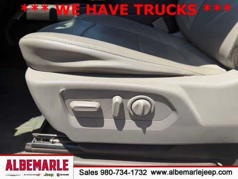 Used 2020 GMC Sierra 1500 SLT w/ SLT Premium Plus Package AWD/4WD image 16