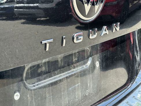 Used 2023 Volkswagen Tiguan S AWD/4WD image 11