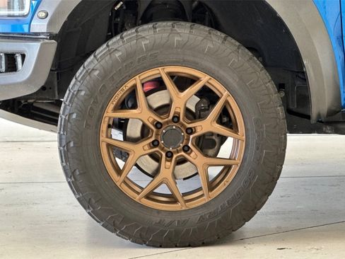 Used 2019 Ford F150 Raptor w/ Equipment Group 802A Luxury image 27