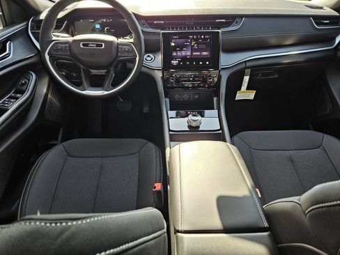 New 2026 Jeep Grand Cherokee Laredo X RWD image 9