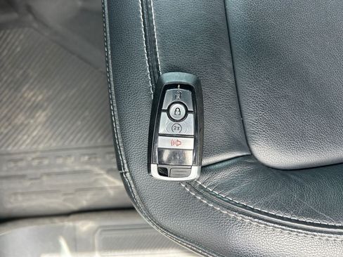 Used 2021 Ford Bronco First Edition AWD/4WD image 33