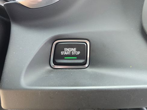 Used 2016 Chevrolet Camaro SS image 29