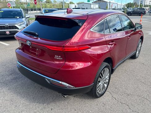 Used 2021 Toyota Venza XLE AWD/4WD image 9