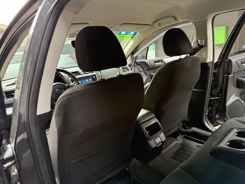 Used 2019 Subaru Outback 2.5i Premium w/ Popular Package #2 AWD/4WD image 14