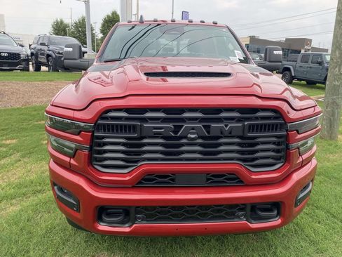 New 2026 RAM 2500 Tradesman AWD/4WD image 32