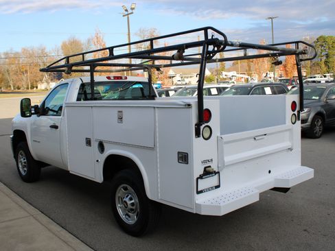 Used 2011 Chevrolet Silverado 2500 W/T image 4