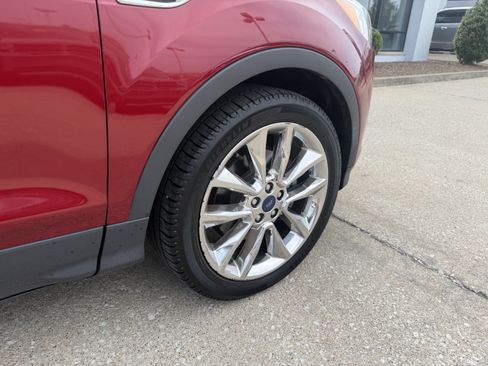 Used 2016 Ford Escape SE w/ SE Chrome Package AWD/4WD image 21