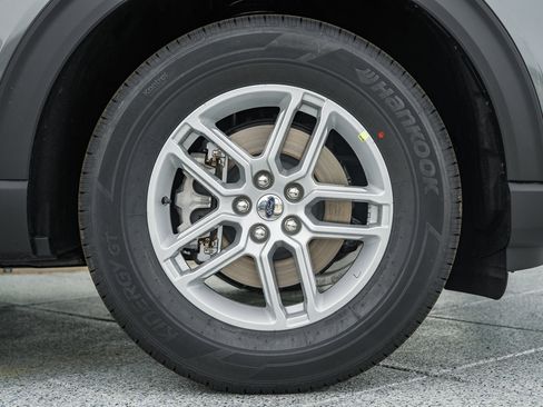 New 2026 Ford Explorer Active image 15