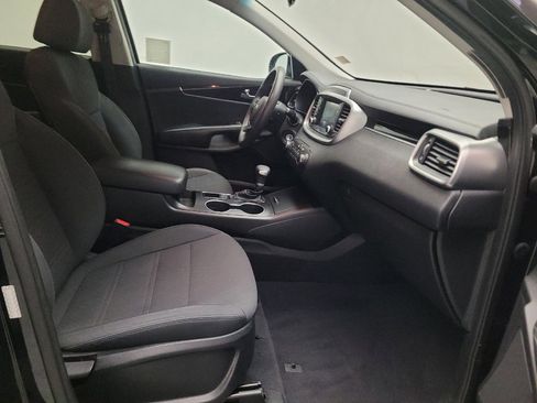 Used 2020 Kia Sorento LX FWD image 21