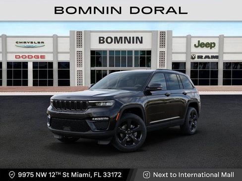 New 2025 Jeep Grand Cherokee Limited w/ Black Appearance Package image 1