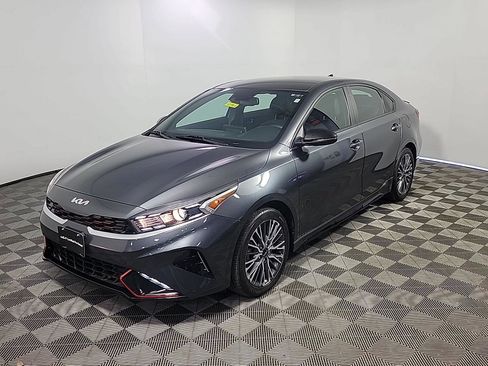 Used 2023 Kia Forte GT-Line image 12