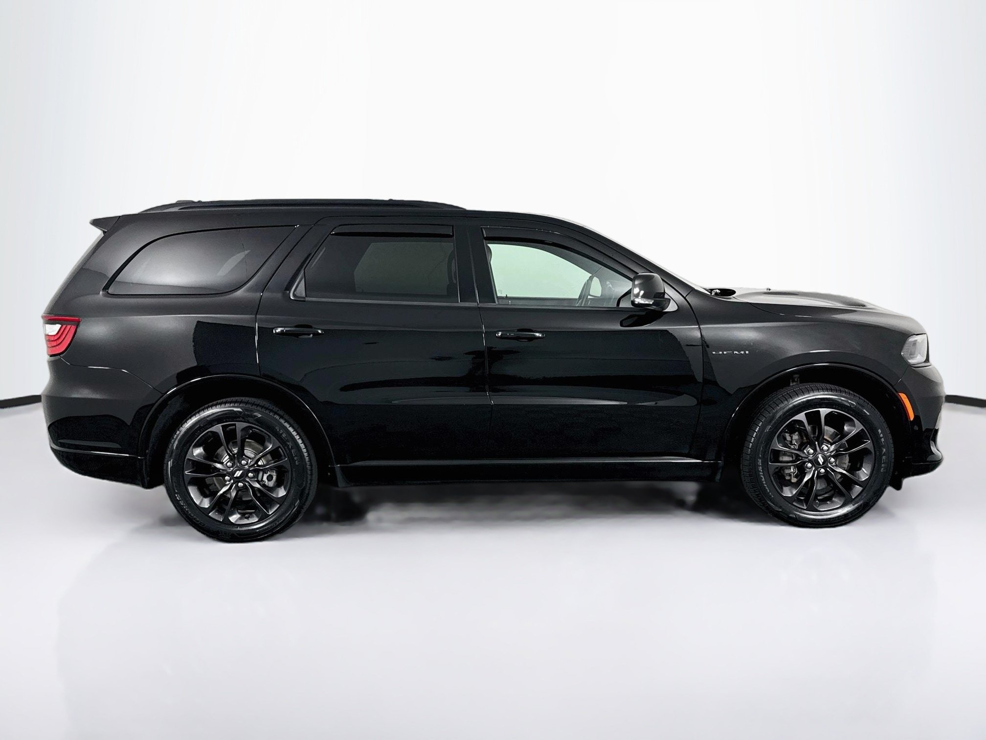 Used 2025 Dodge Durango R/T AWD/4WD image 16