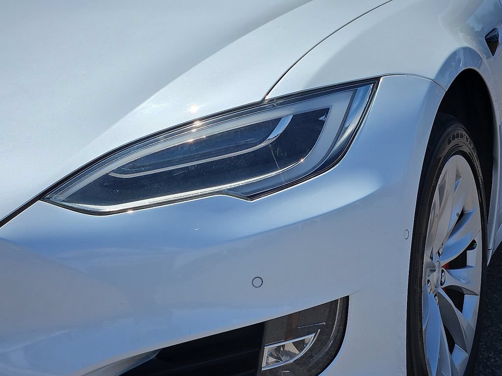 Used 2020 Tesla Model S Long Range AWD/4WD image 7
