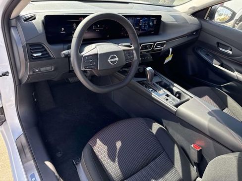 New 2026 Nissan Sentra SR w/ Floor Mat Package image 22