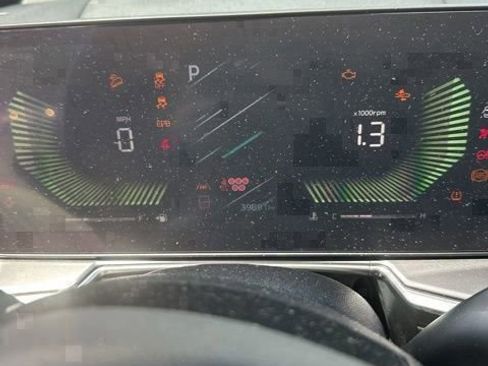 Used 2024 Kia Sorento S AWD/4WD image 11