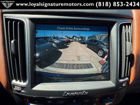 Used 2019 Maserati Levante image 29