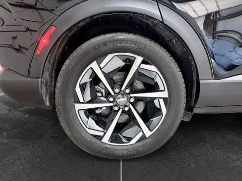 Used 2025 Chevrolet Equinox EV LT FWD image 36