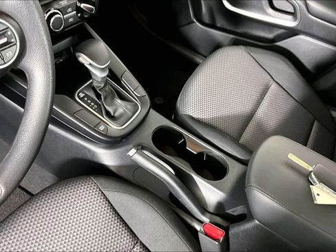 Certified 2024 Kia Soul LX FWD image 17