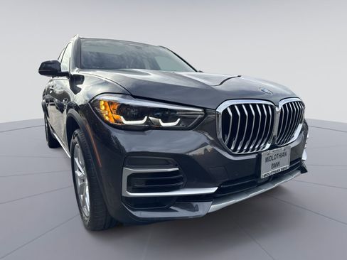 Used 2023 BMW X5 xDrive40i image 3