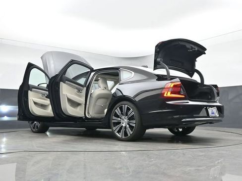 Used 2023 Volvo S90 B6 Plus image 56