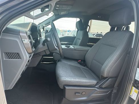 Used 2025 Ford F150 XLT w/ Equipment Group 301A Standard RWD image 4