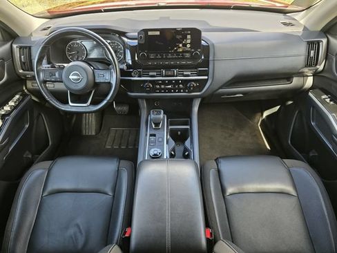 Used 2022 Nissan Pathfinder SL AWD/4WD image 21