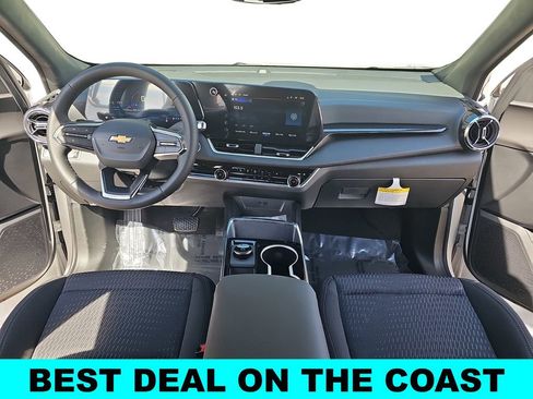 New 2026 Chevrolet Equinox LT w/ Safety and Technology Package FWD image 9