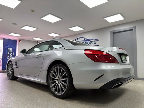 Used 2018 Mercedes-Benz SL 550 image 9